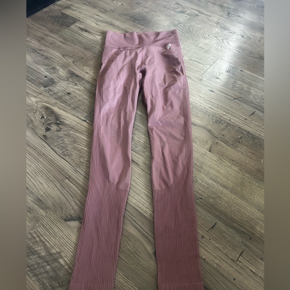Peloton Seamless High Rise Leggings size XS/S - Picture 2 of 9
